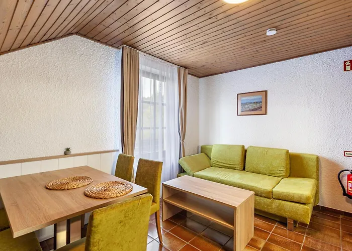 Azalea بيت للعطل